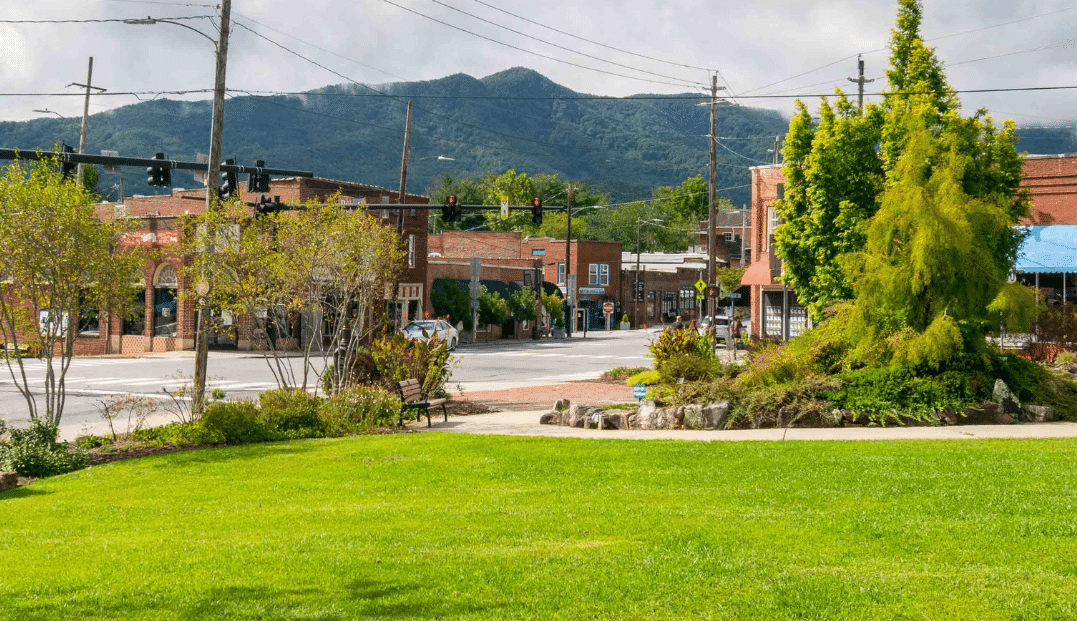 Black Mountain, NC: Nature, Creativity, and Community in Harmony